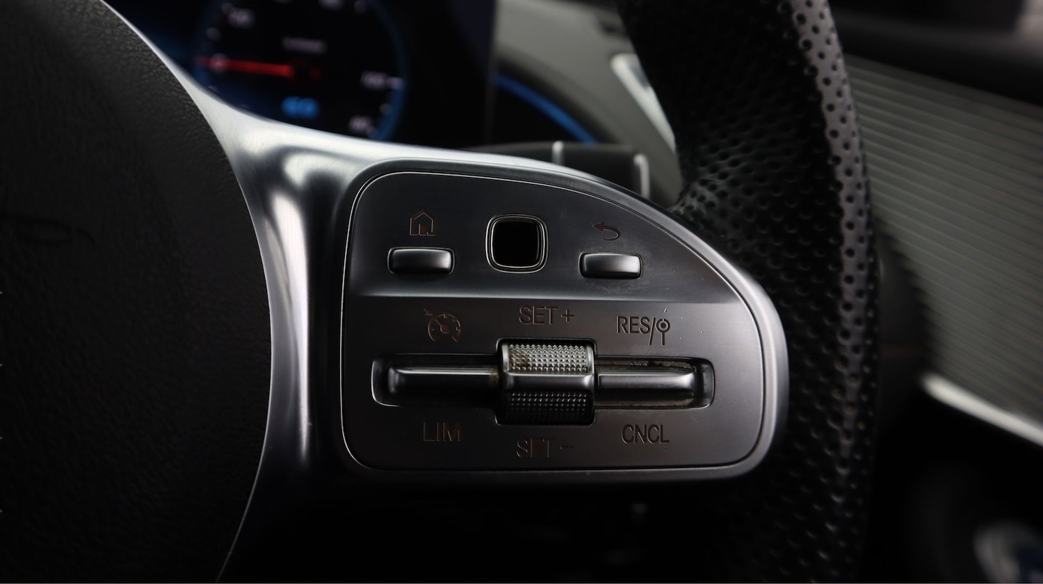 Used Mercedes-Benz EQC 2022 for sale - 77823309: Photo 24