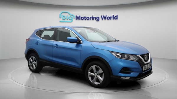 Used Nissan Qashqai 2020 for sale - 76174831: Photo 2