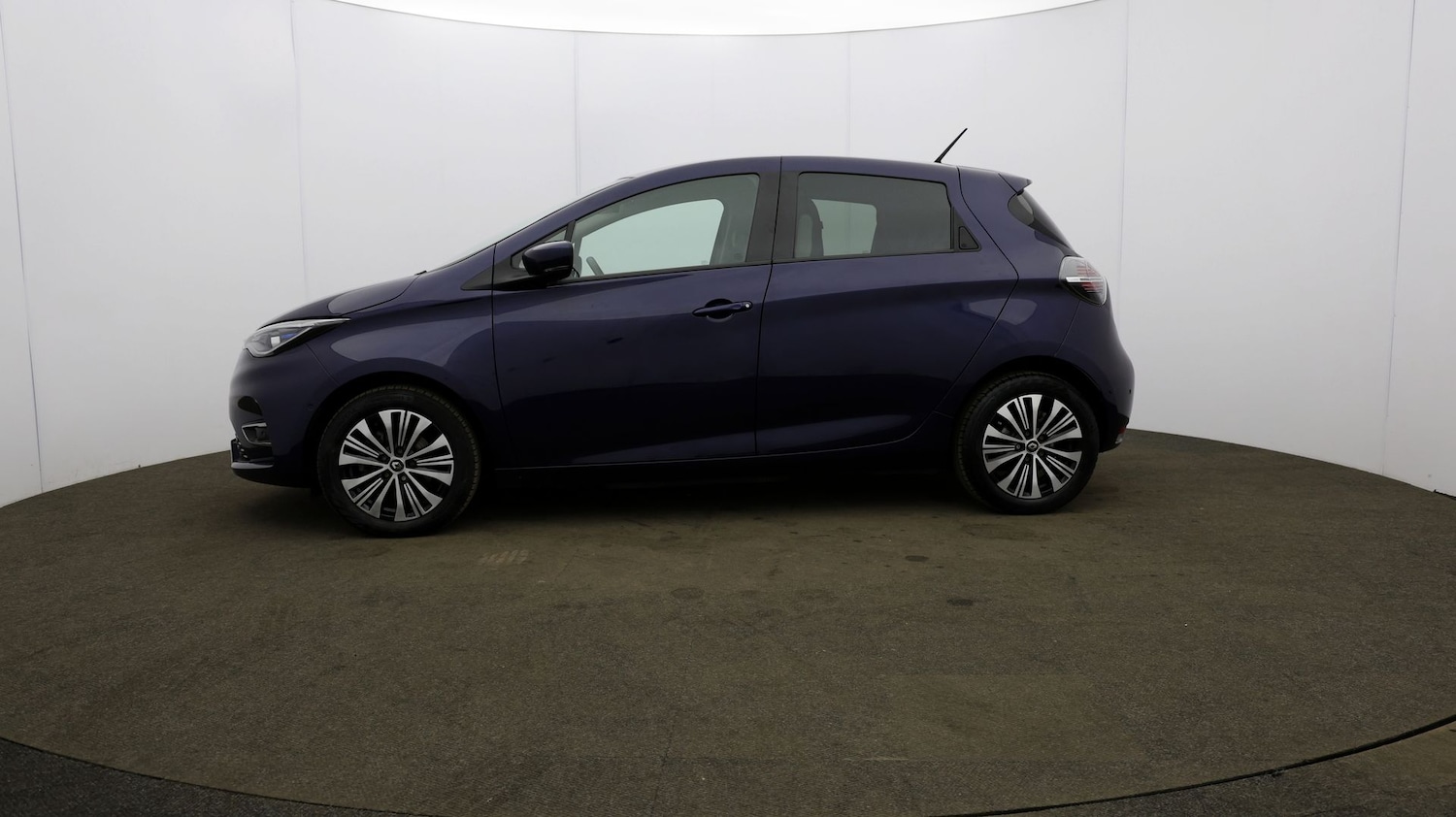 Used Renault Zoe 2021 for sale - 77137384: Photo 41