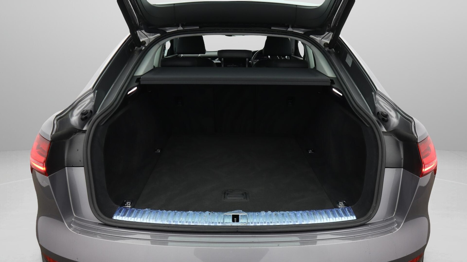 Used Audi e-tron 2021 for sale - 76702433: Photo 18