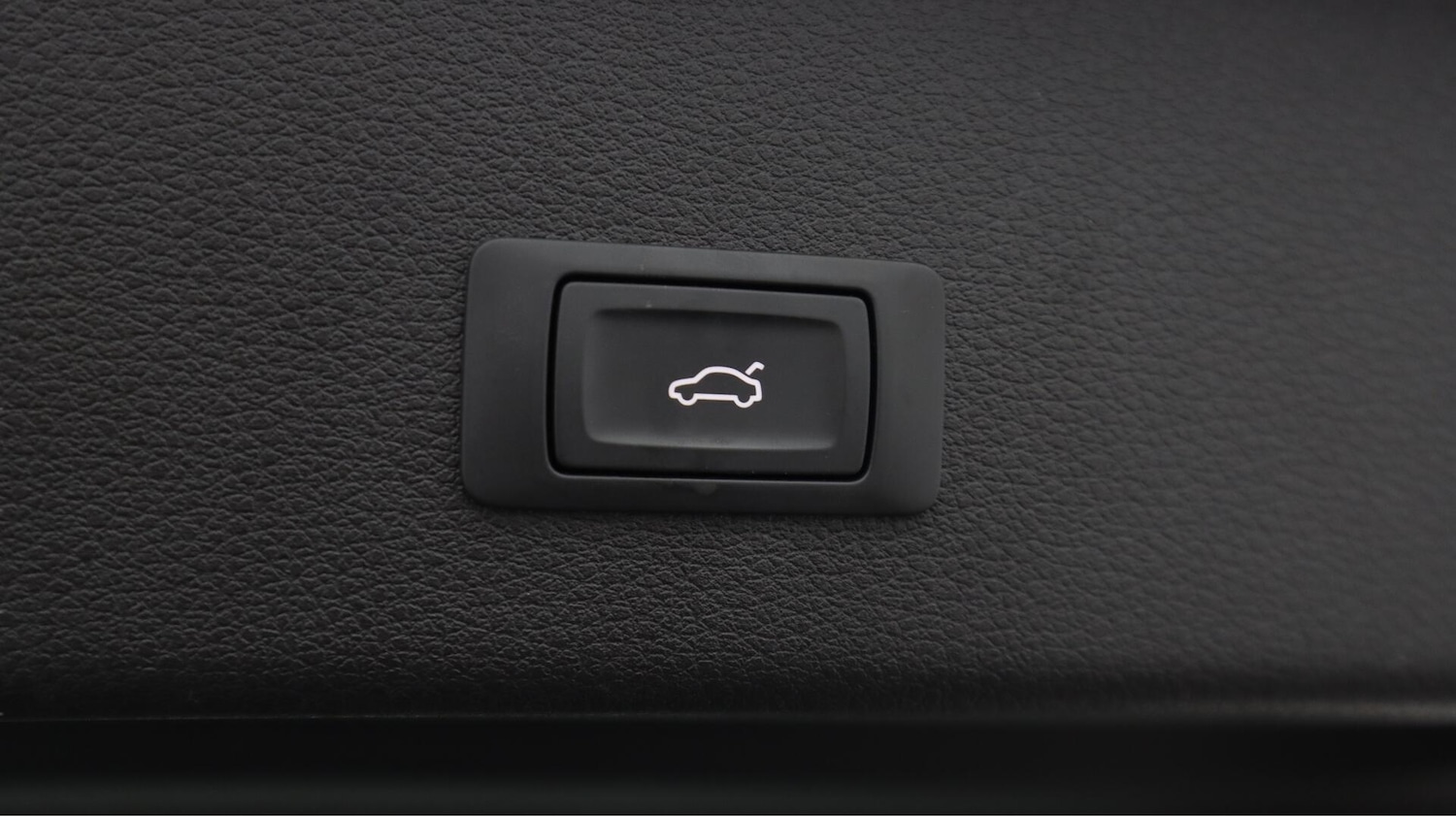 Used Audi e-tron 2021 for sale - 76702433: Photo 23