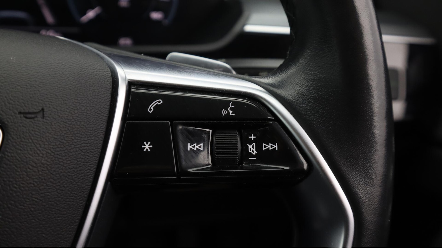 Used Audi e-tron 2021 for sale - 76702433: Photo 25