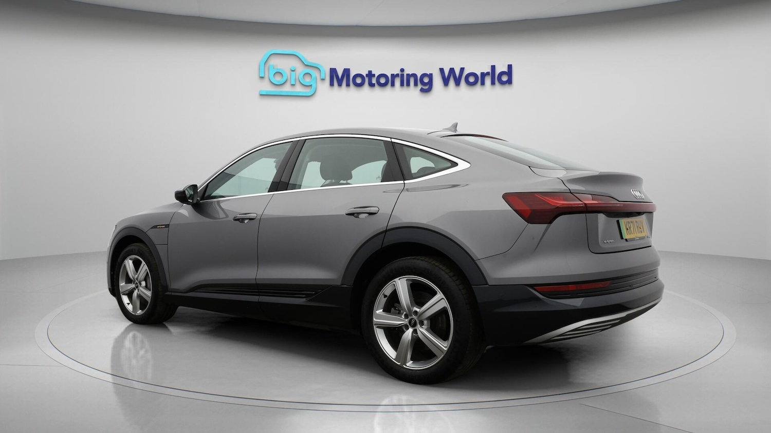 Used Audi e-tron 2021 for sale - 76702433: Photo 6