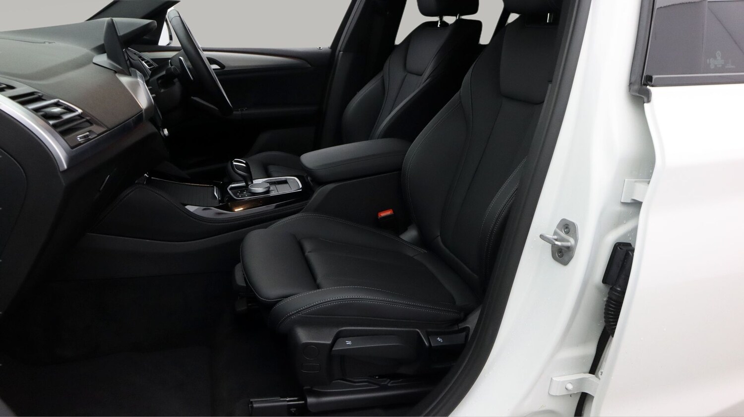 Used BMW X4 2024 for sale - 77581900: Photo 14