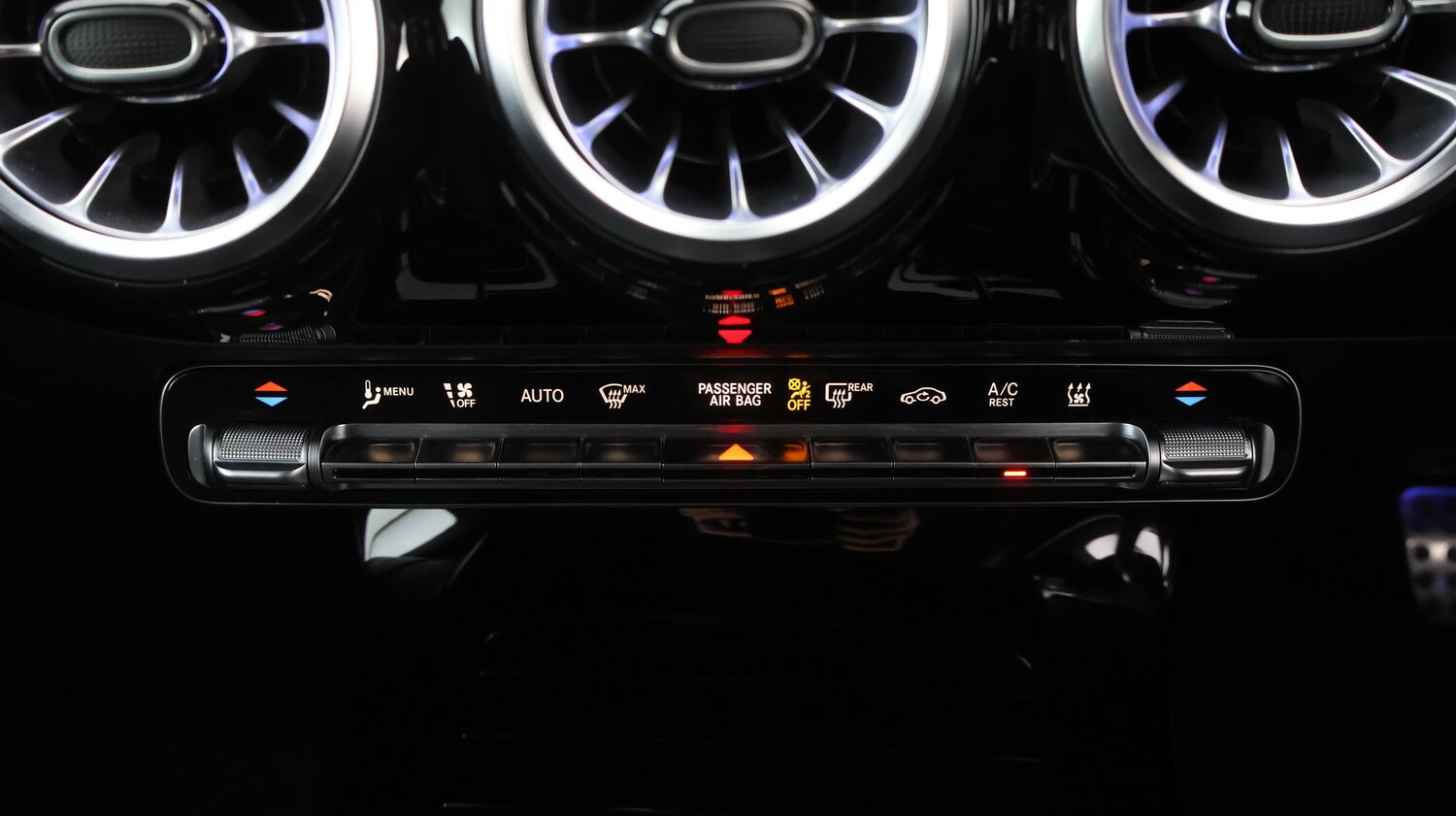 Used Mercedes-Benz CLA 2022 for sale - 77532186: Photo 12