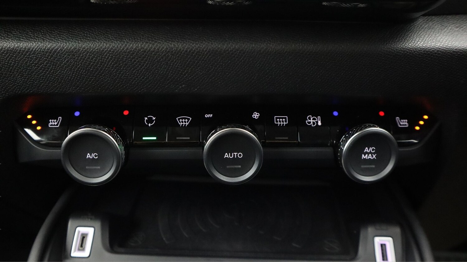 Used Citroen C4 2022 for sale - 77491008: Photo 12