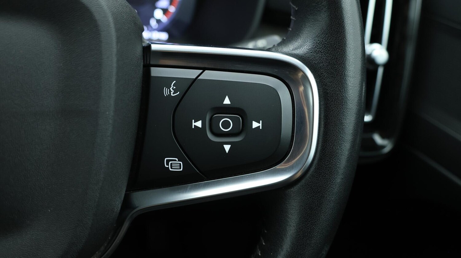 Used Volvo XC40 2020 for sale - 76765461: Photo 26