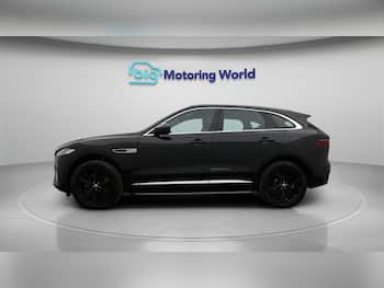 Used Jaguar F-Pace 2023 for sale - 79696655: Photo
