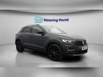 Used Volkswagen T-Roc 2021 for sale - 75720781: Photo
