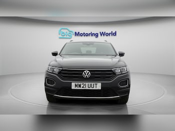 Used Volkswagen T-Roc 2021 for sale - 75720781: Photo