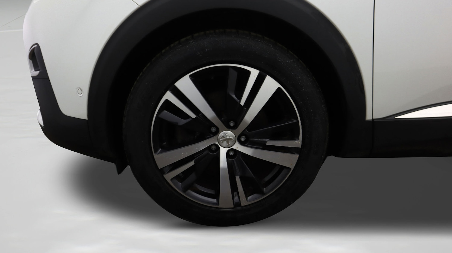 Used Peugeot 3008 2018 for sale - 77694673: Photo 18