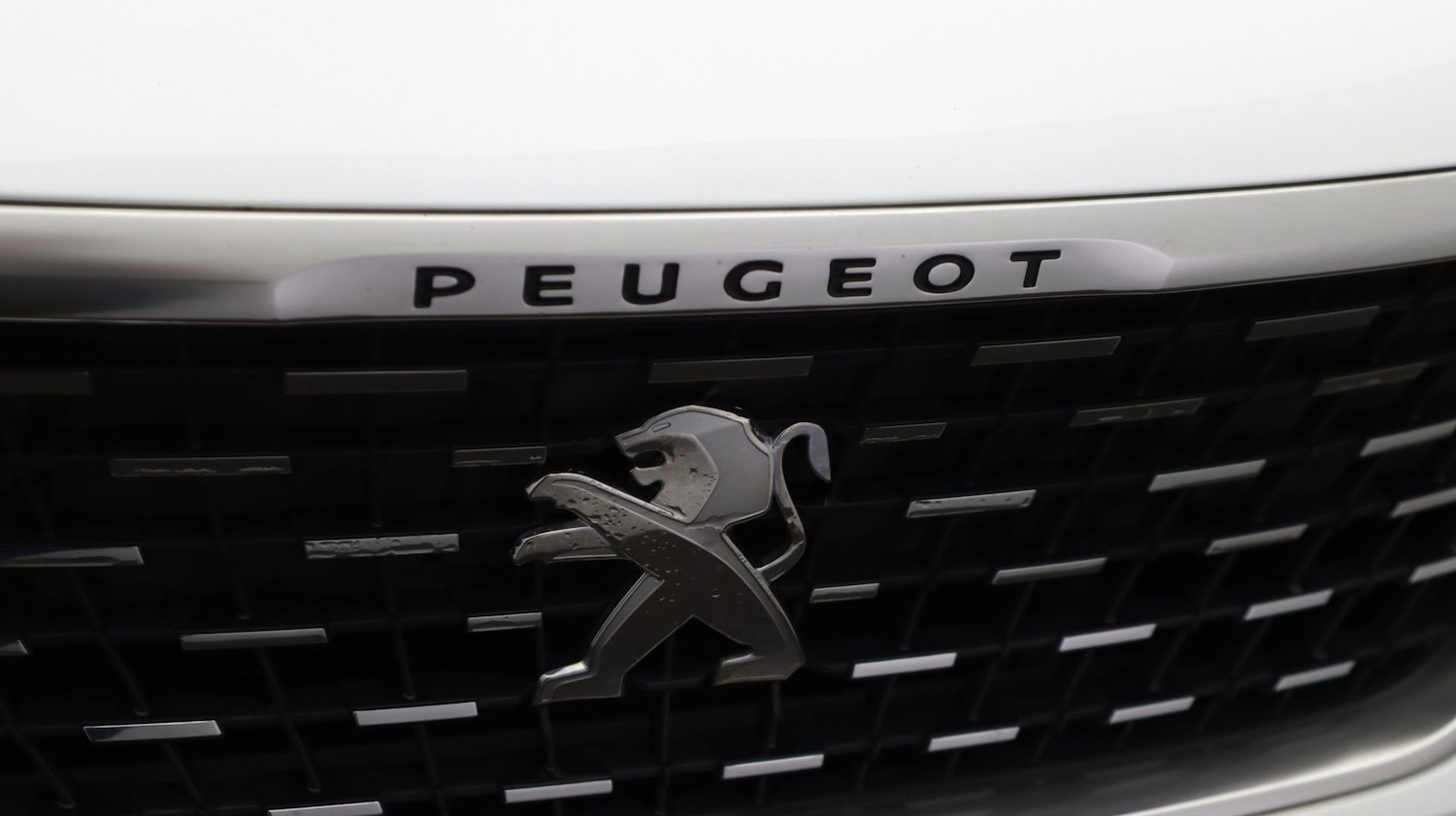 Used Peugeot 3008 2018 for sale - 77694673: Photo 20