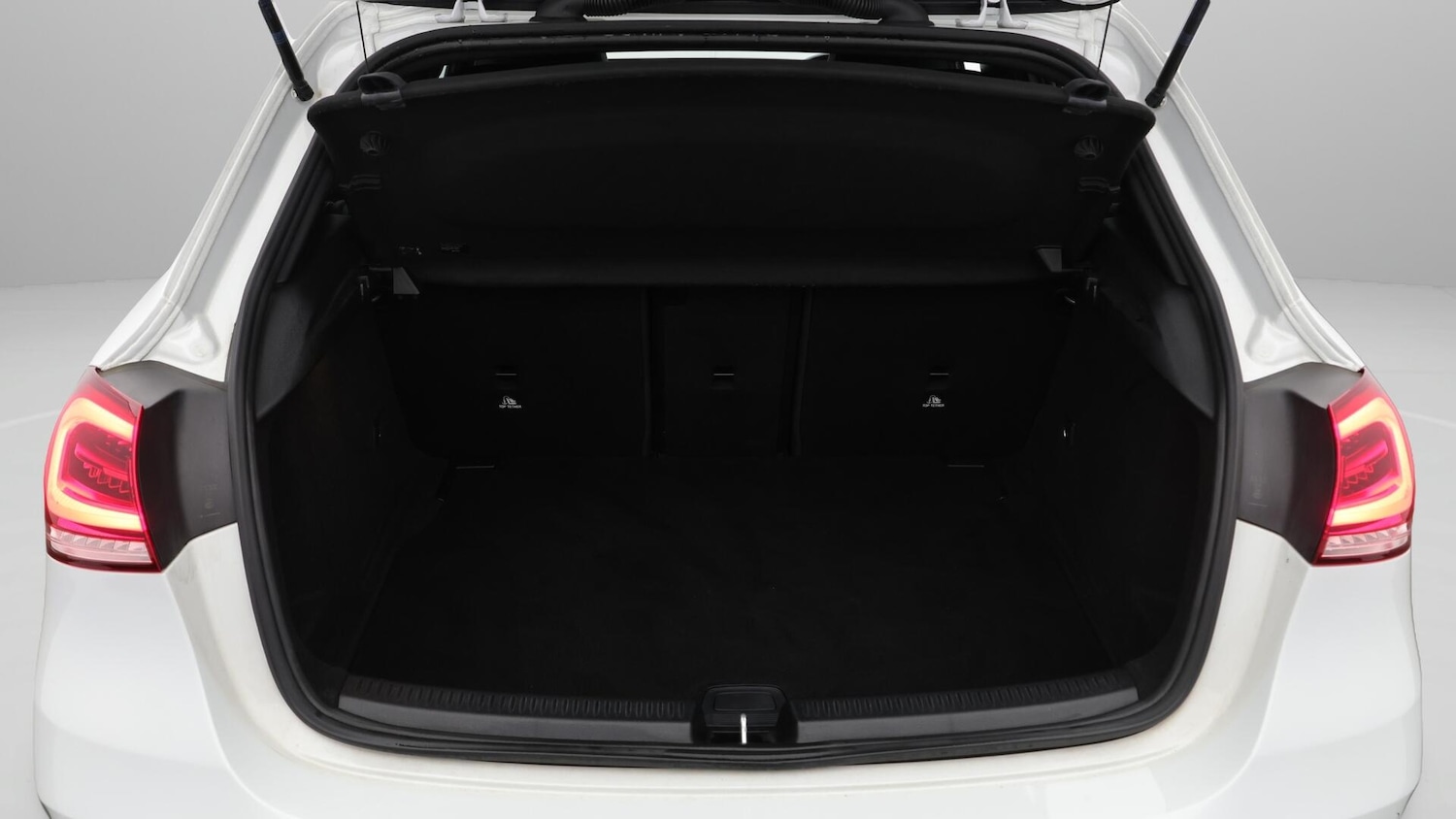 Used Mercedes-Benz A-Class 2021 for sale - 76388062: Photo 18