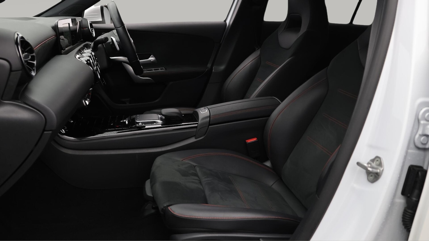 Used Mercedes-Benz A-Class 2021 for sale - 76398774: Photo 15