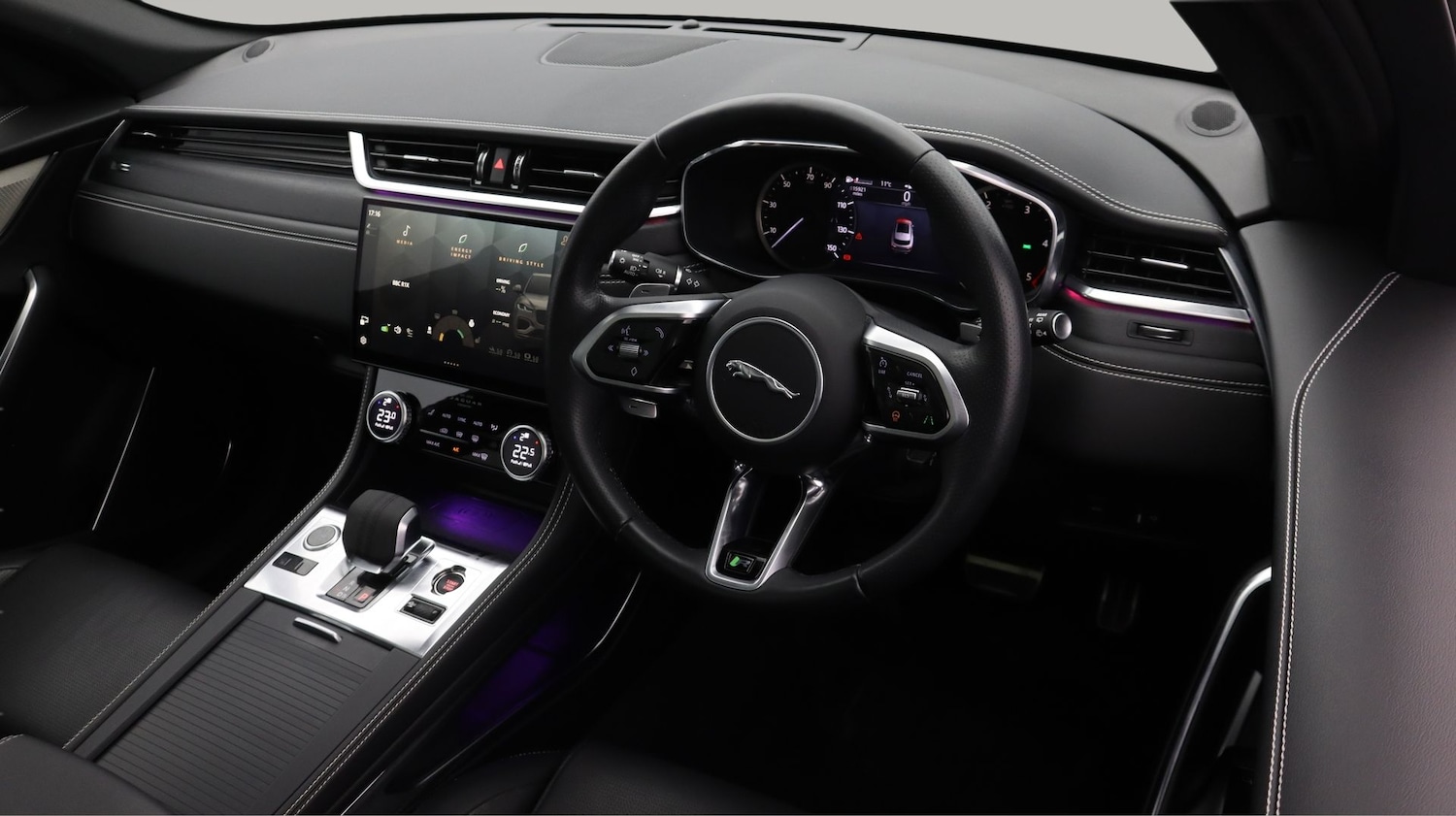 Used Jaguar F-Pace 2022 for sale - 77541258: Photo 9