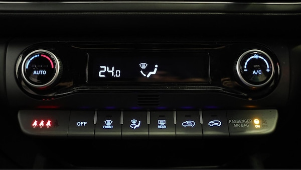 Used Hyundai KONA 2022 for sale - 76295356: Photo 13