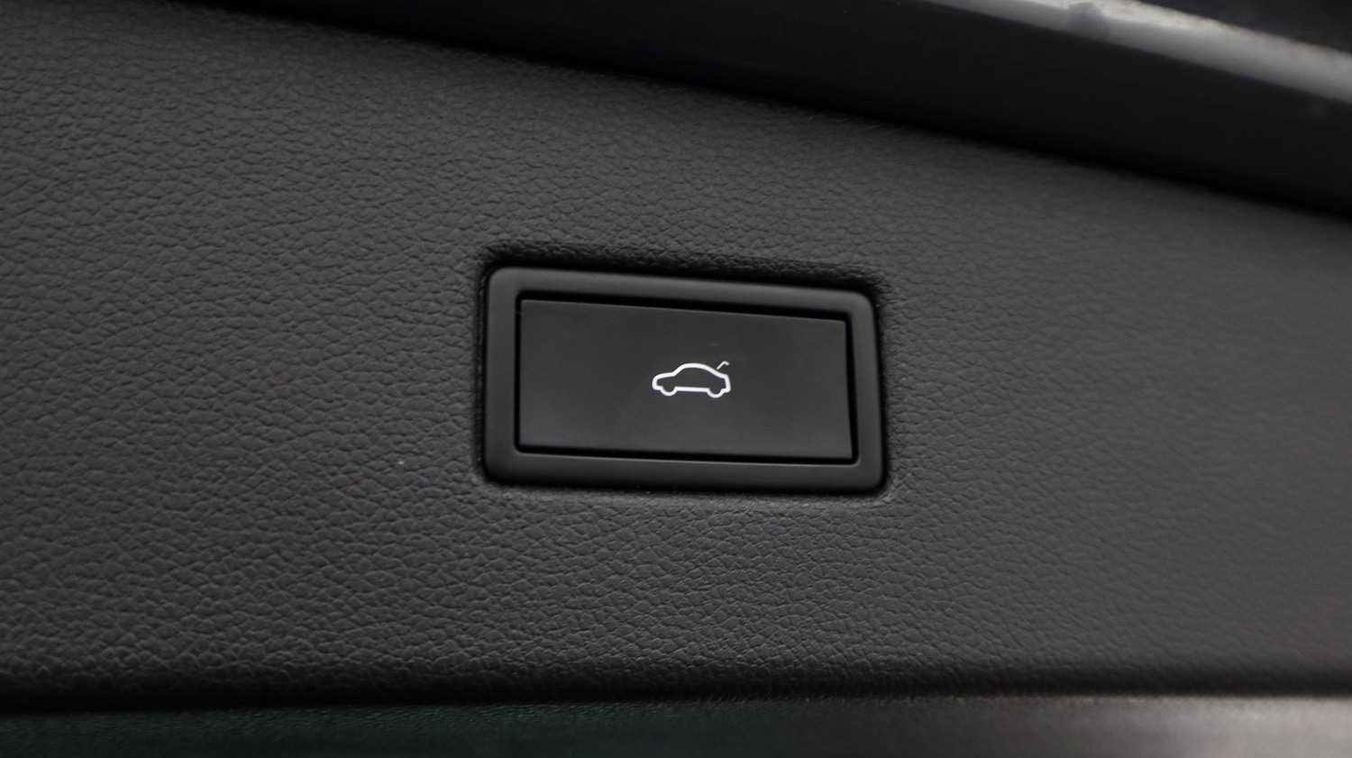 Used Volkswagen Tiguan 2021 for sale - 77393789: Photo 26