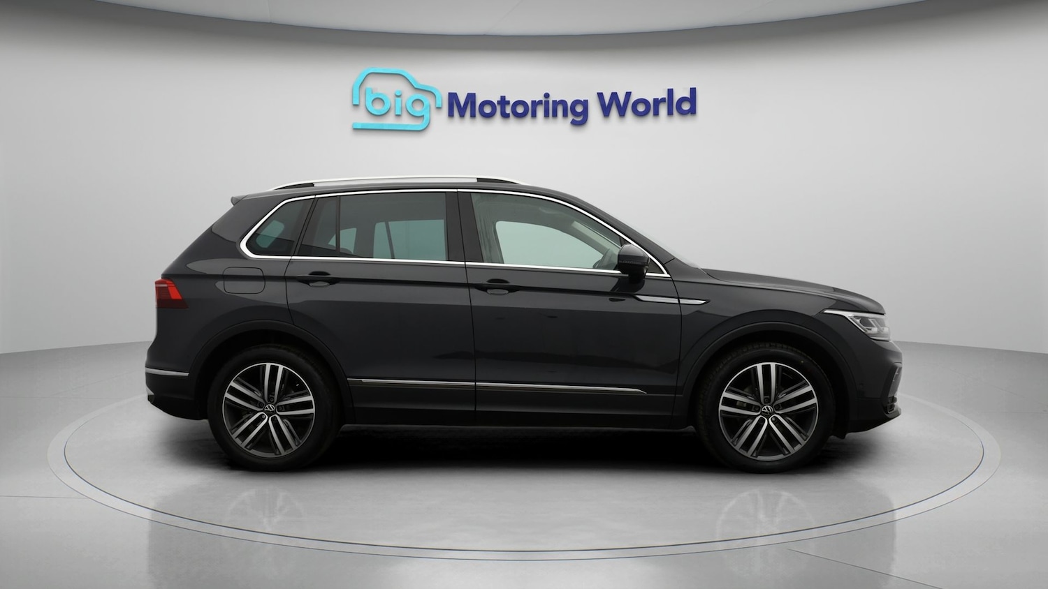 Used Volkswagen Tiguan 2021 for sale - 77393789: Photo 8
