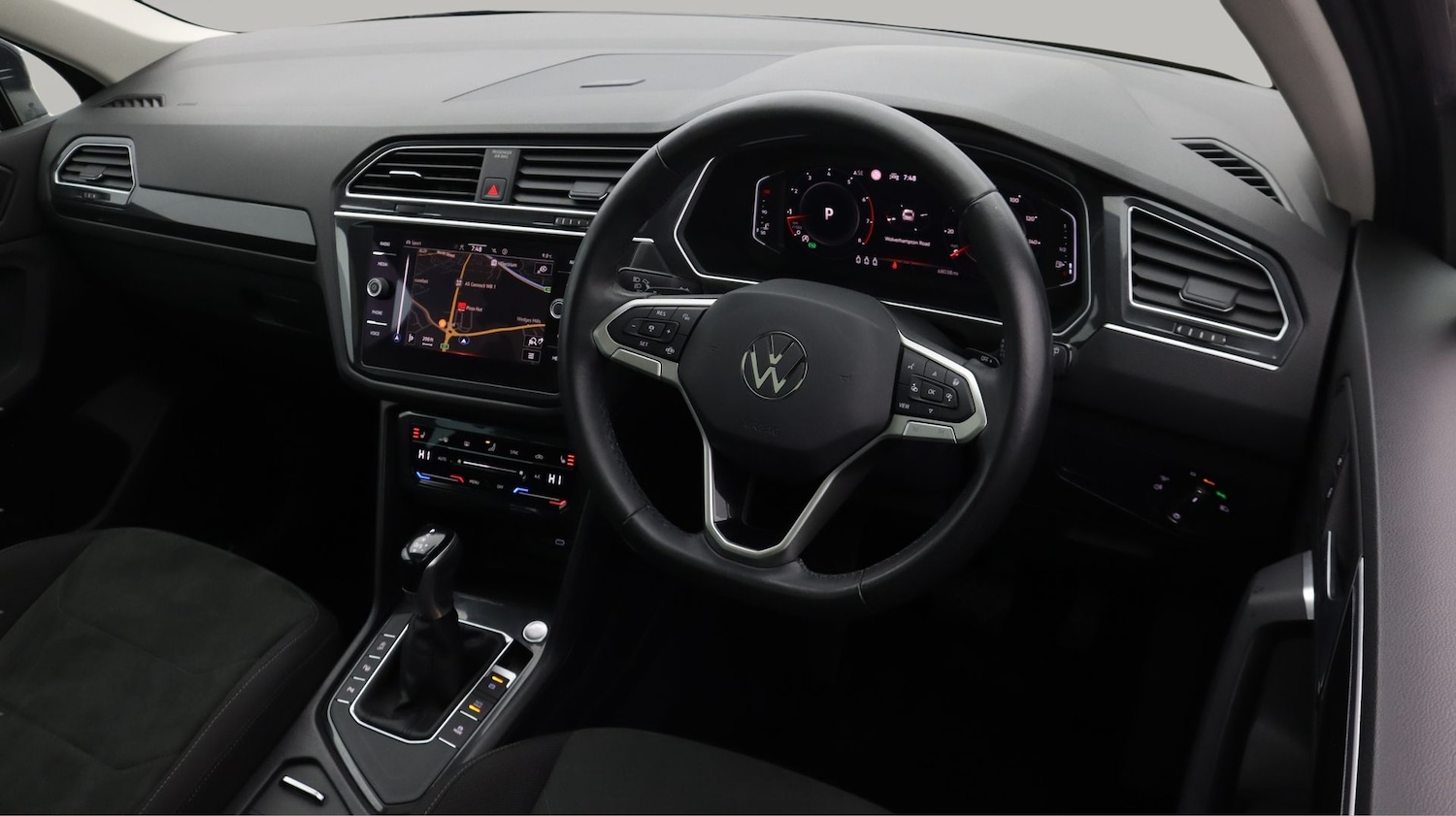 Used Volkswagen Tiguan 2021 for sale - 77393789: Photo 9