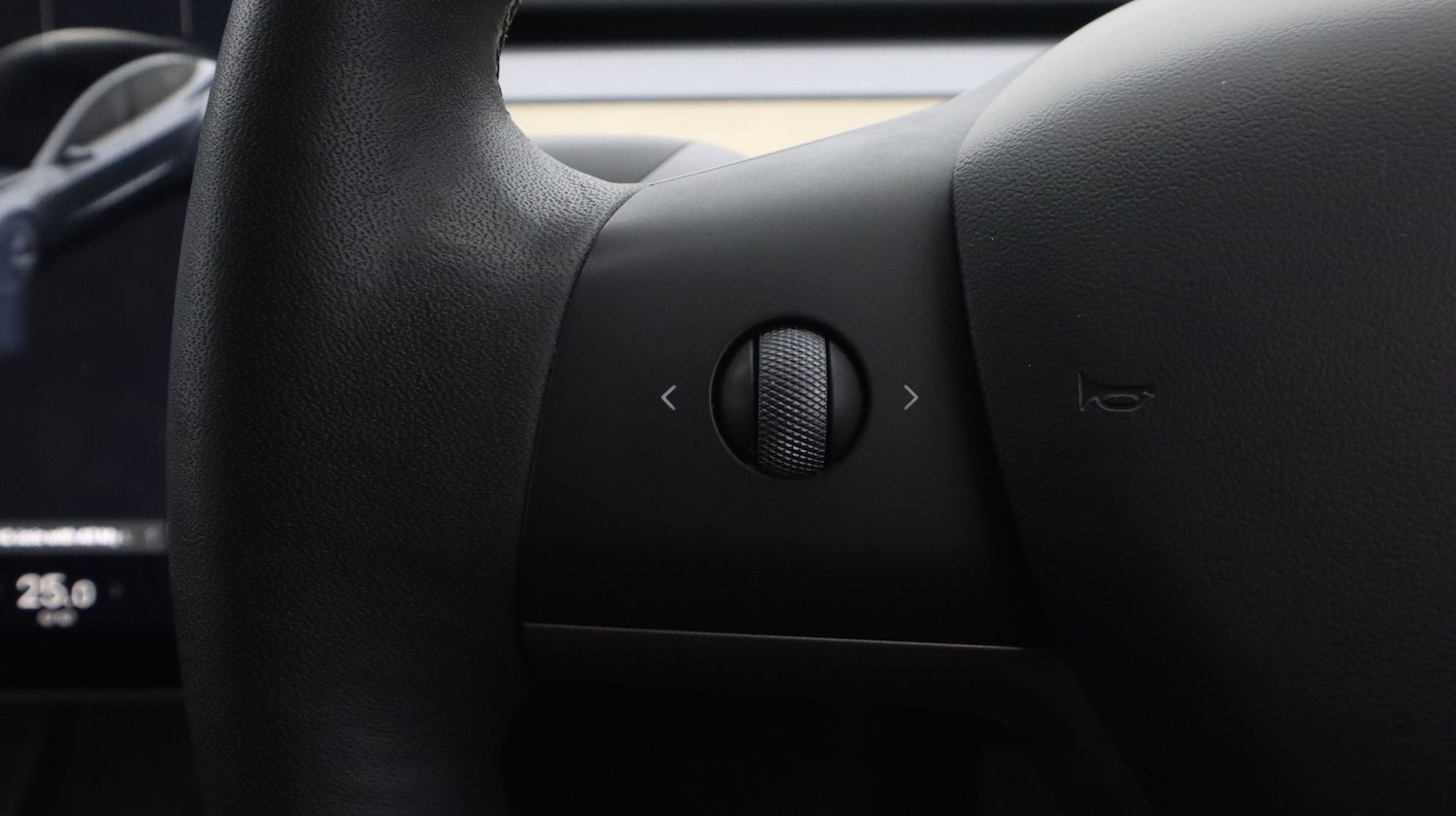 Used Tesla Model 3 2021 for sale - 77618634: Photo 25