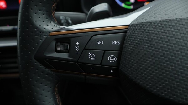 Used Cupra Leon 2023 for sale - 75634426: Photo 39
