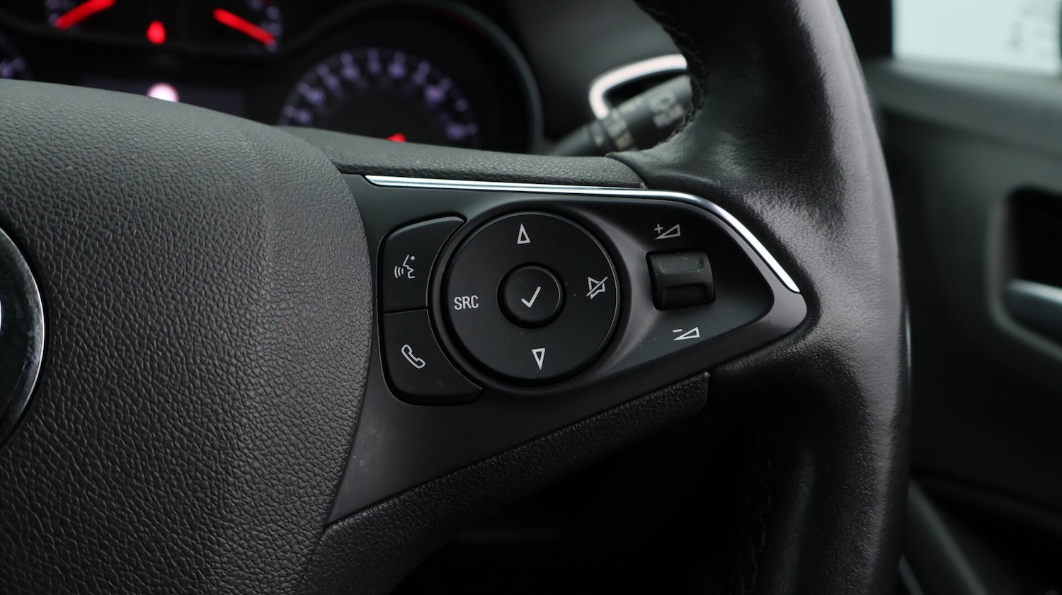 Used Vauxhall Crossland 2022 for sale - 76381158: Photo 24