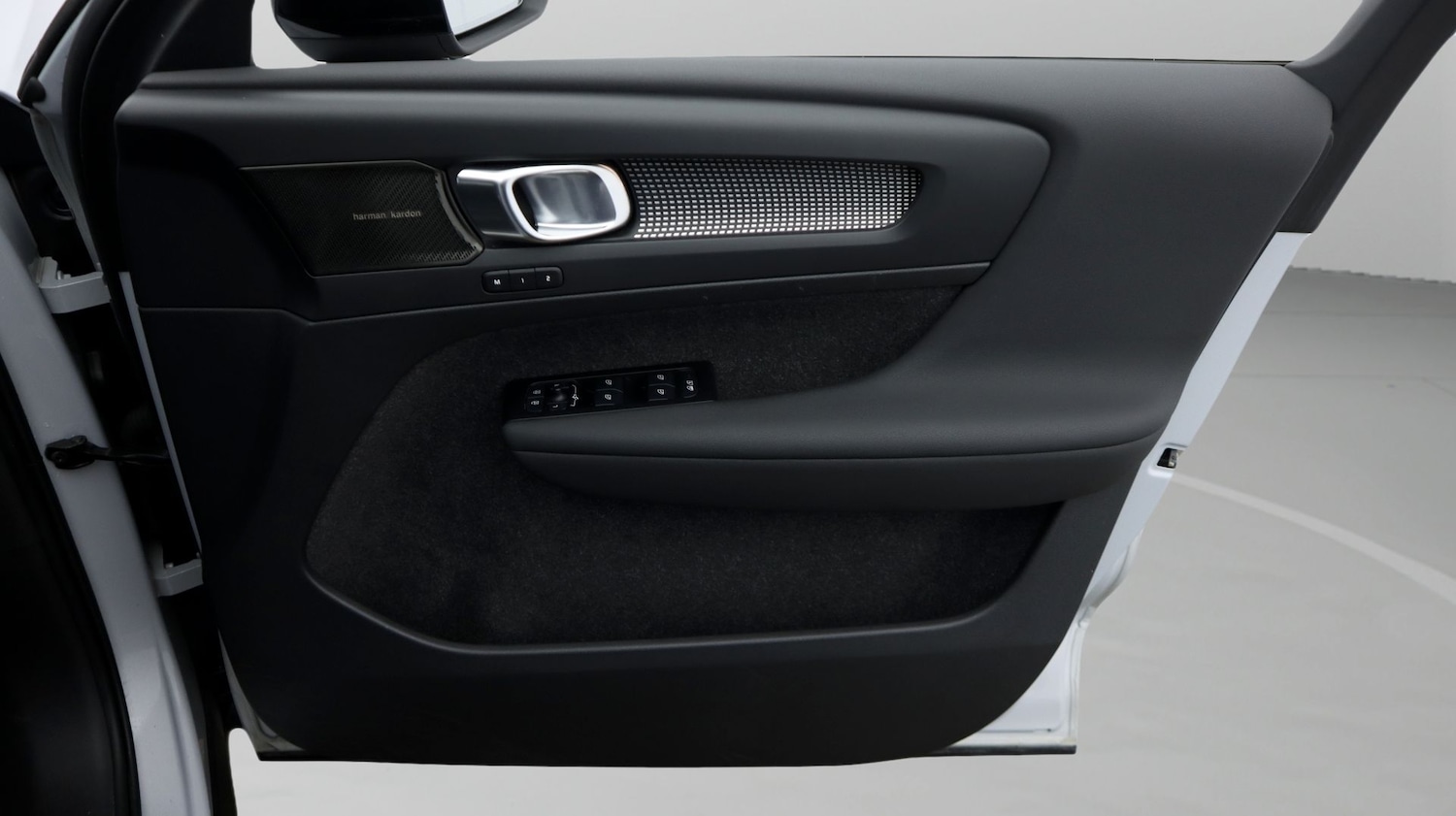 Used Volvo XC40 2021 for sale - 77735557: Photo 15