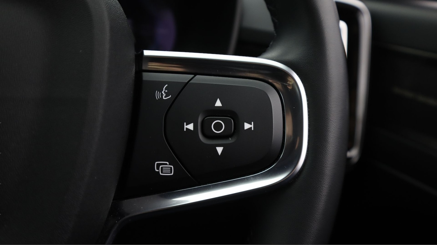 Used Volvo XC40 2021 for sale - 77735557: Photo 23