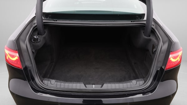 Used Jaguar XF 2019 for sale - 76085212: Photo 18