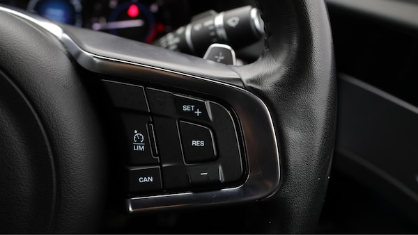 Used Jaguar XF 2019 for sale - 76085212: Photo 25