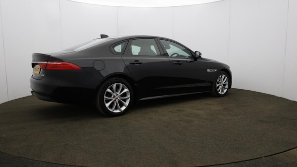 Used Jaguar XF 2019 for sale - 76085212: Photo 60
