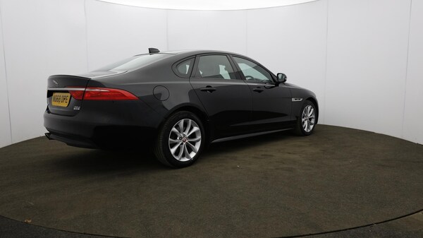 Used Jaguar XF 2019 for sale - 76085212: Photo 61