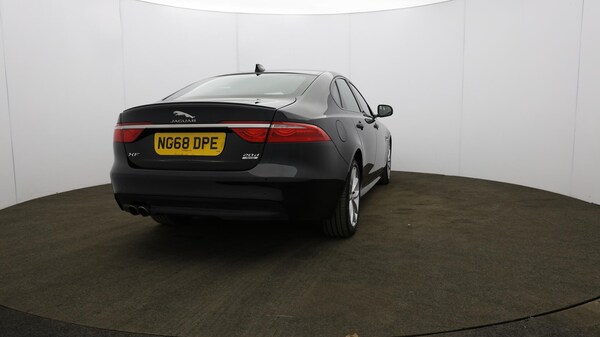 Used Jaguar XF 2019 for sale - 76085212: Photo 64