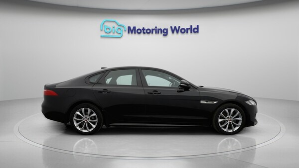 Used Jaguar XF 2019 for sale - 76085212: Photo 9
