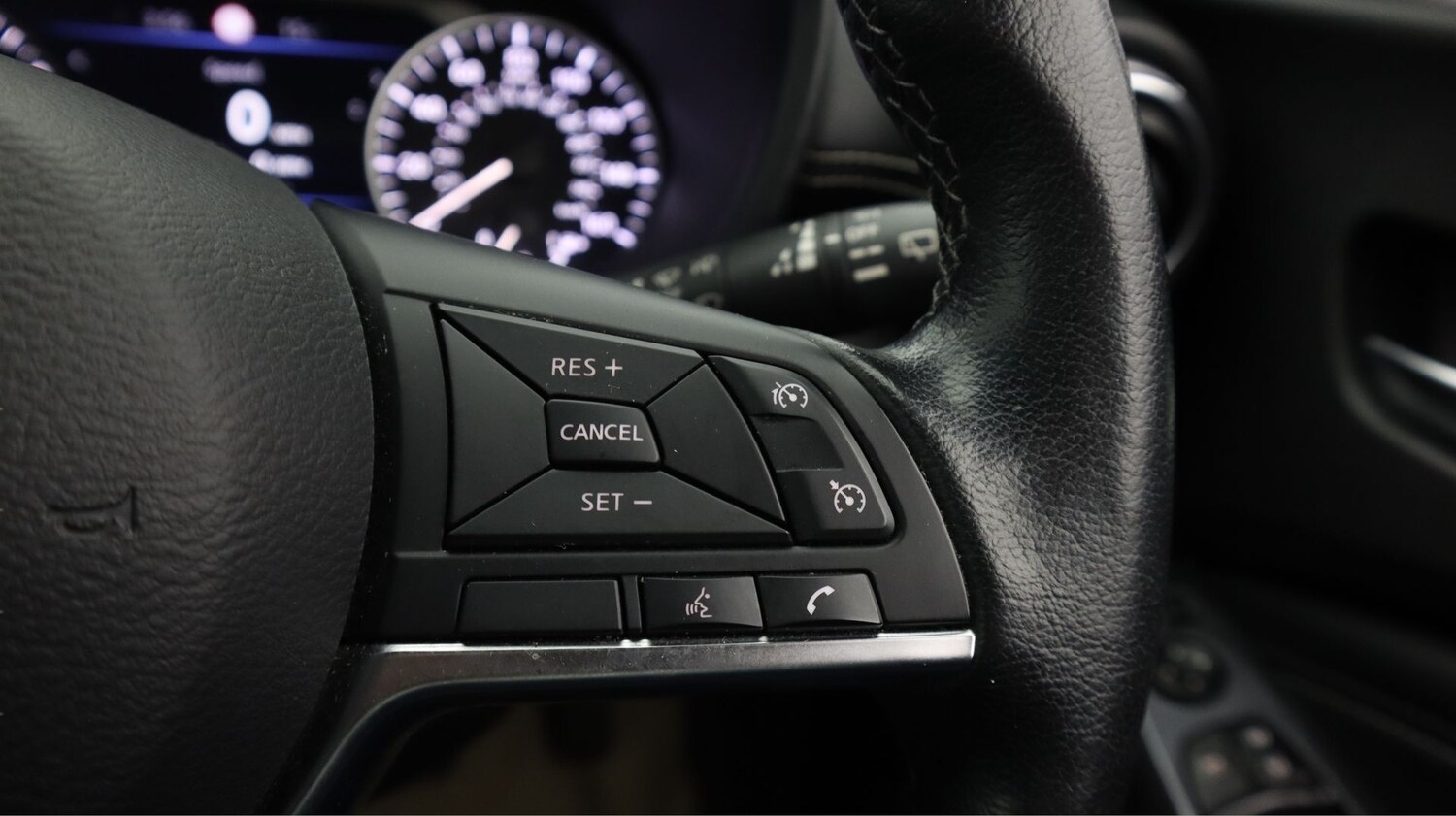 Used Nissan Juke 2023 for sale - 77961882: Photo 21