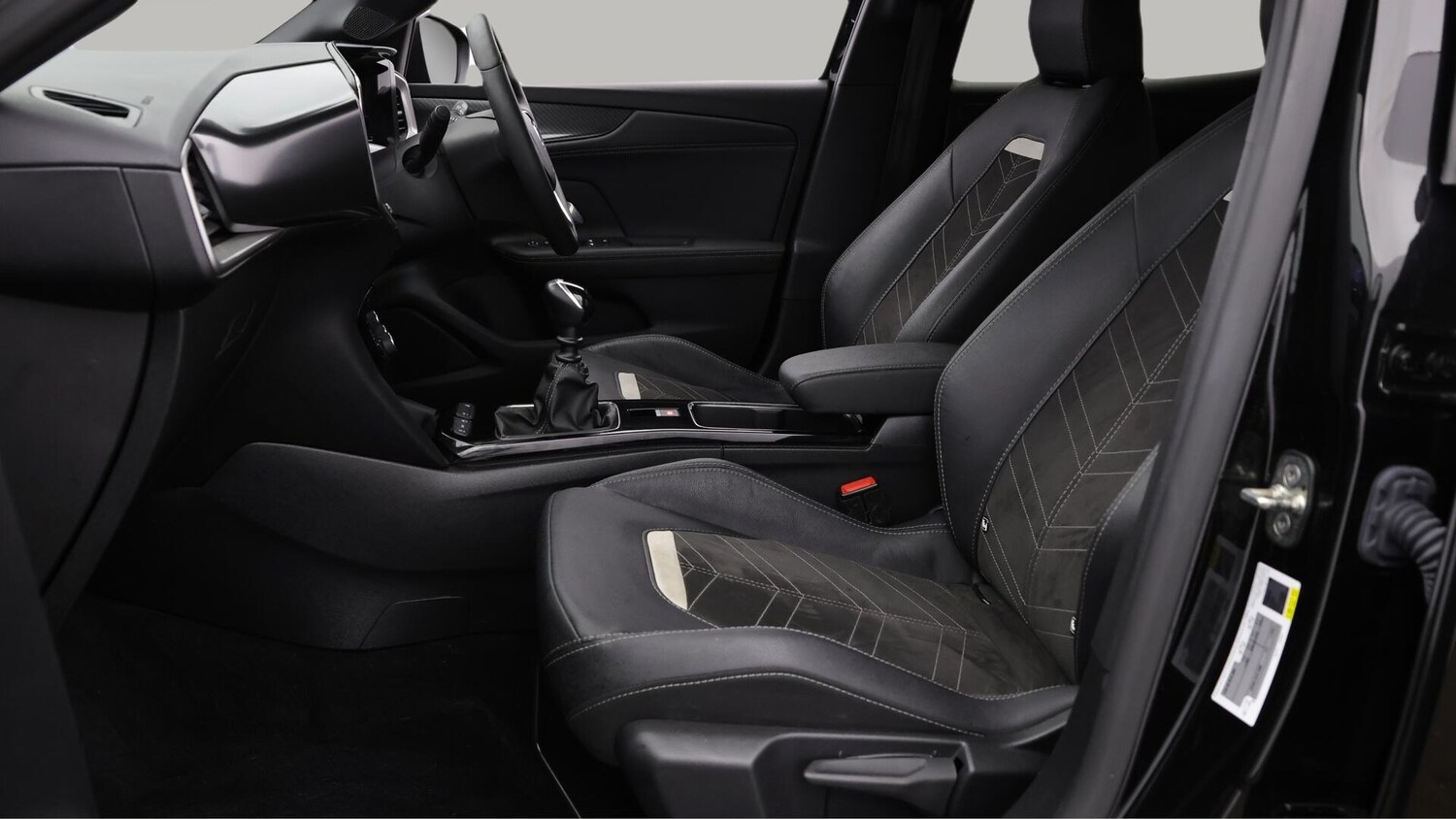 Used Vauxhall Mokka 2024 for sale - 76295359: Photo 15