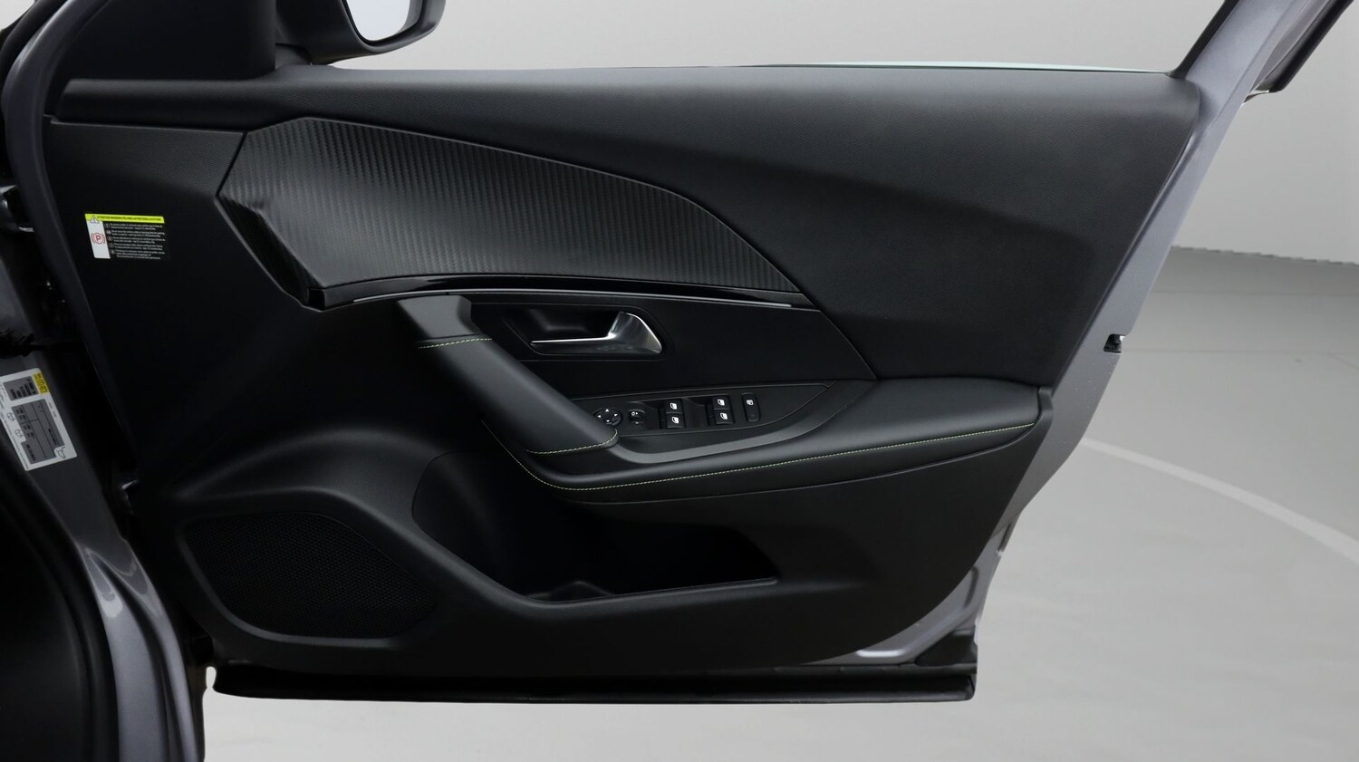 Used Peugeot 2008 2021 for sale - 78083867: Photo 15