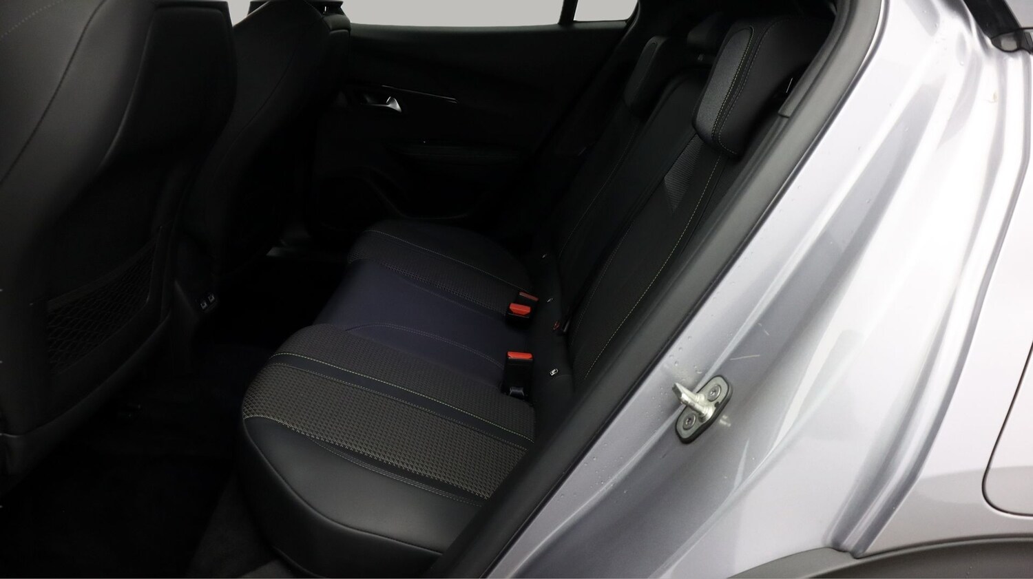 Used Peugeot 2008 2021 for sale - 78083867: Photo 16