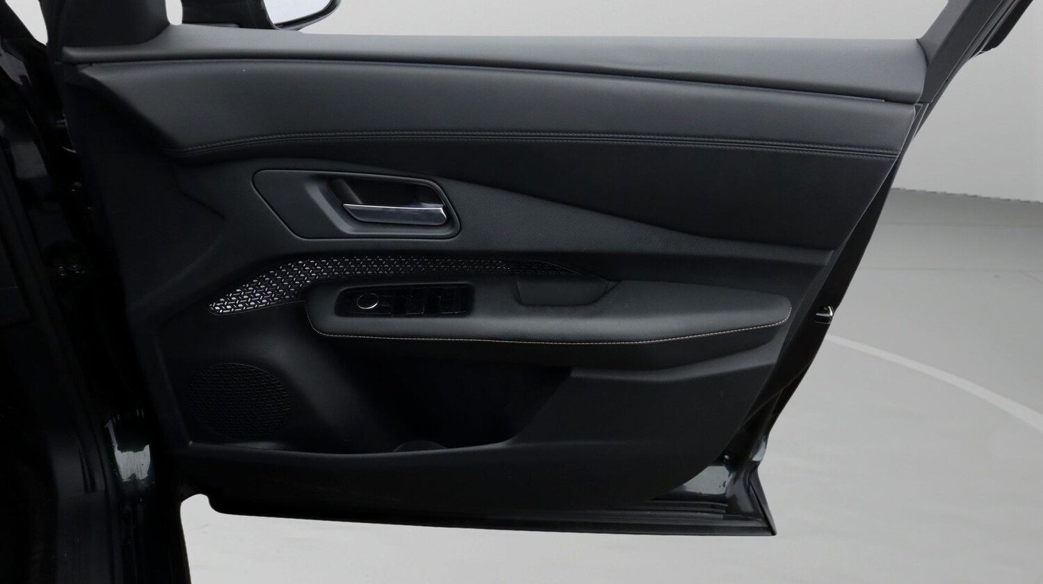 Used Nissan ARIYA 2023 for sale - 77498151: Photo 15