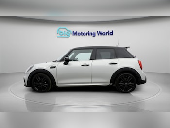 Used MINI Hatch 2021 for sale - 79057243: Photo