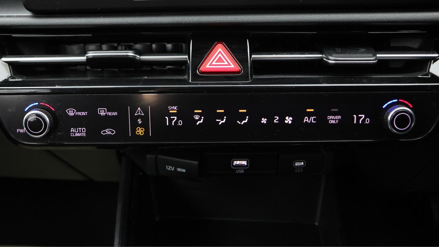 Used Kia Niro 2023 for sale - 76619893: Photo 13