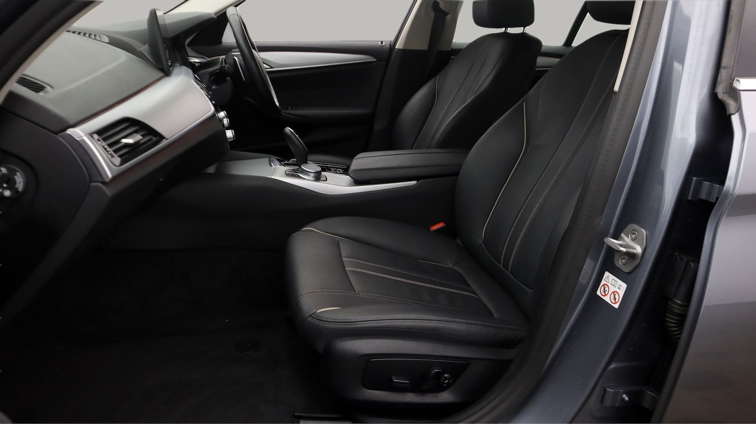 Used BMW 5 Series 2021 for sale - 77649920: Photo 14