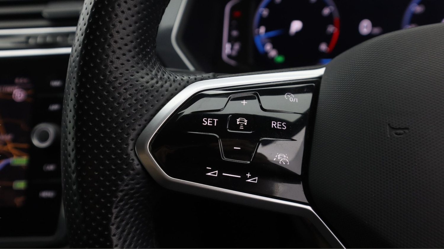 Used Volkswagen Tiguan 2020 for sale - 78028064: Photo 24