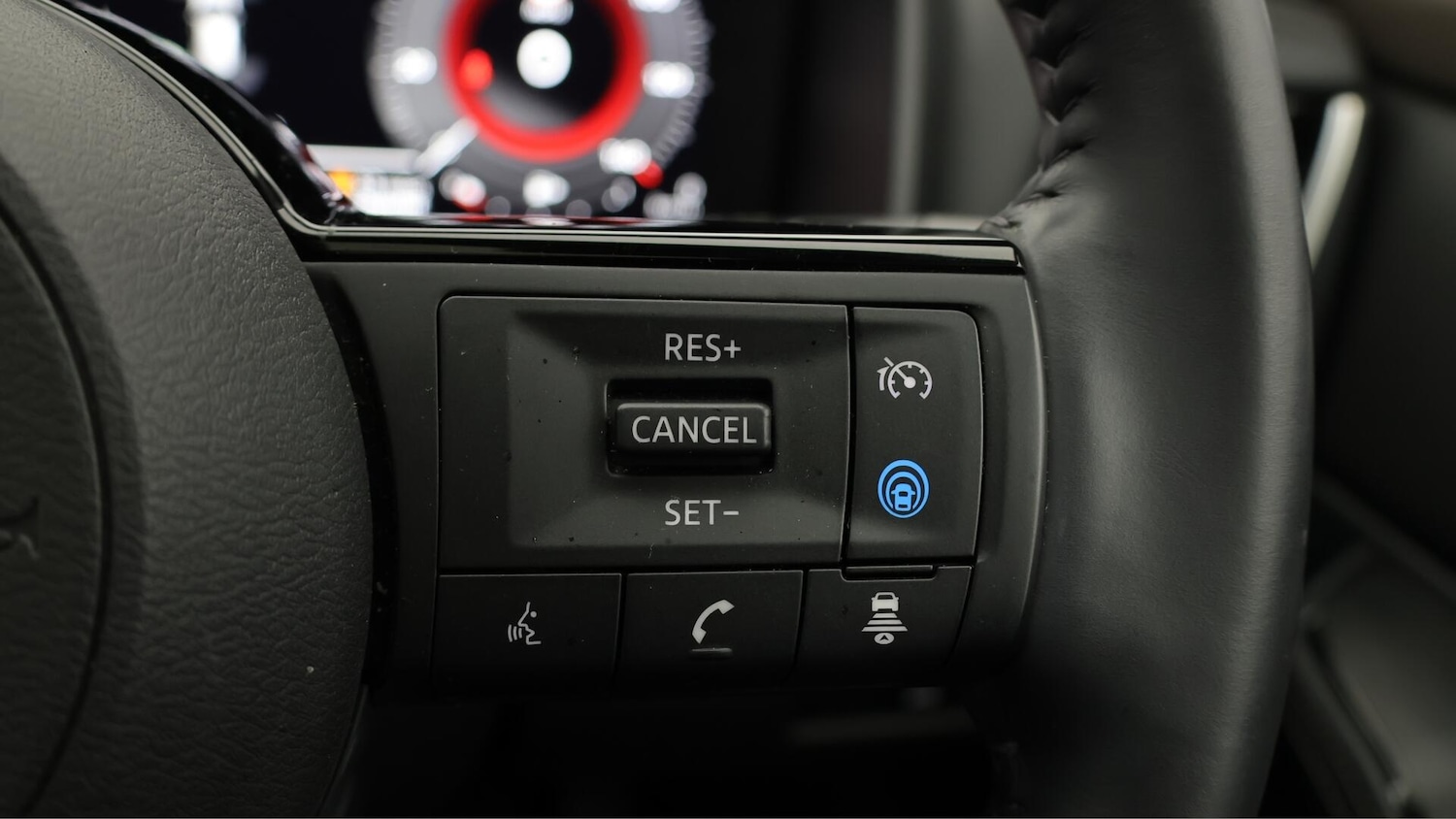Used Nissan X-Trail 2023 for sale - 76158654: Photo 25