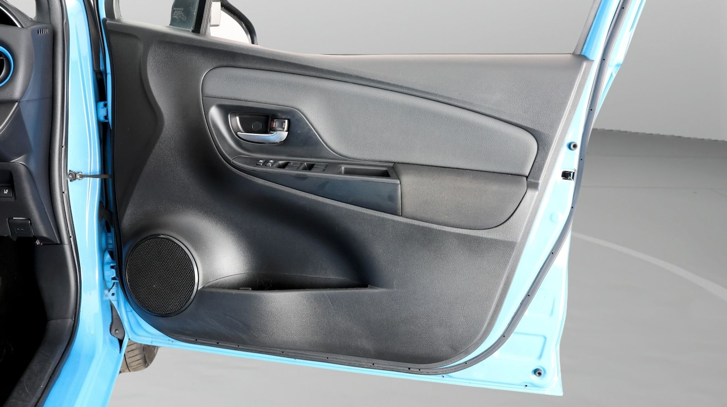 Used Toyota Yaris 2019 for sale - 77241473: Photo 14