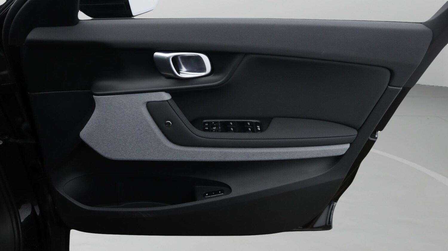 Used Polestar Polestar 2 2023 for sale - 77818511: Photo 15