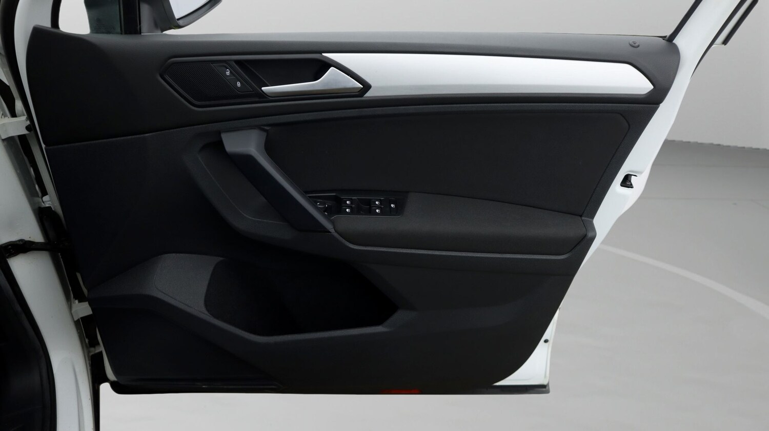 Used Volkswagen Tiguan 2021 for sale - 77855566: Photo 15