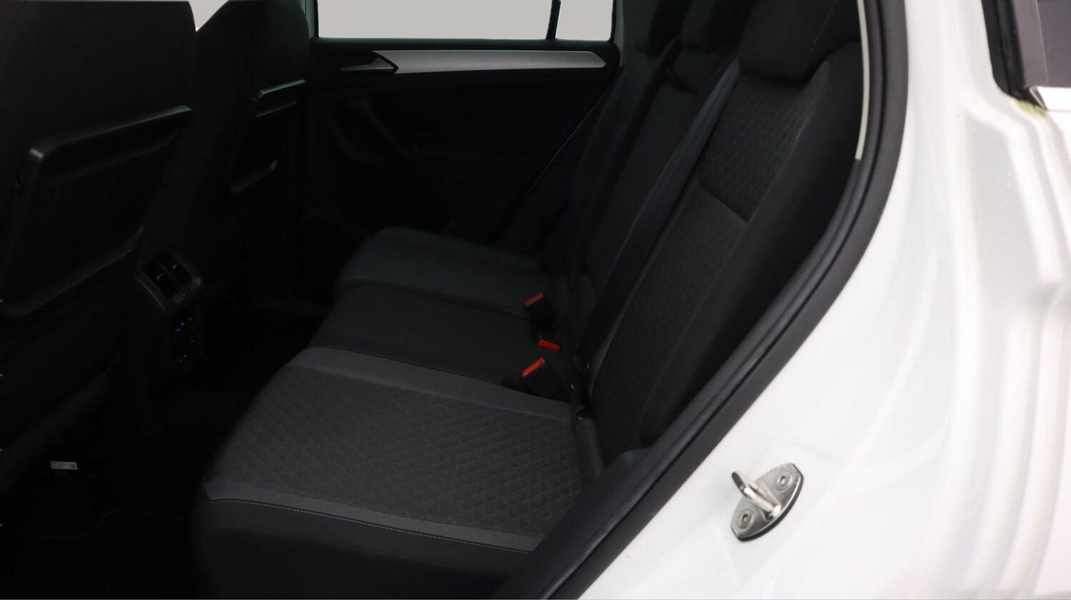 Used Volkswagen Tiguan 2021 for sale - 77855566: Photo 16