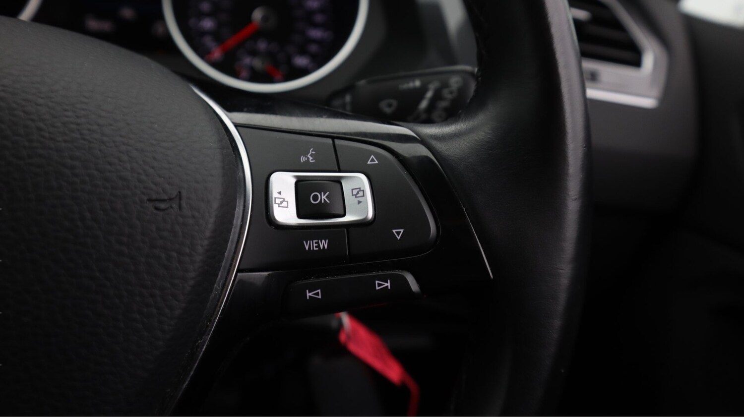 Used Volkswagen Tiguan 2021 for sale - 77855566: Photo 22