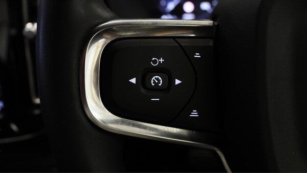 Used Volvo XC40 2021 for sale - 76251468: Photo 24